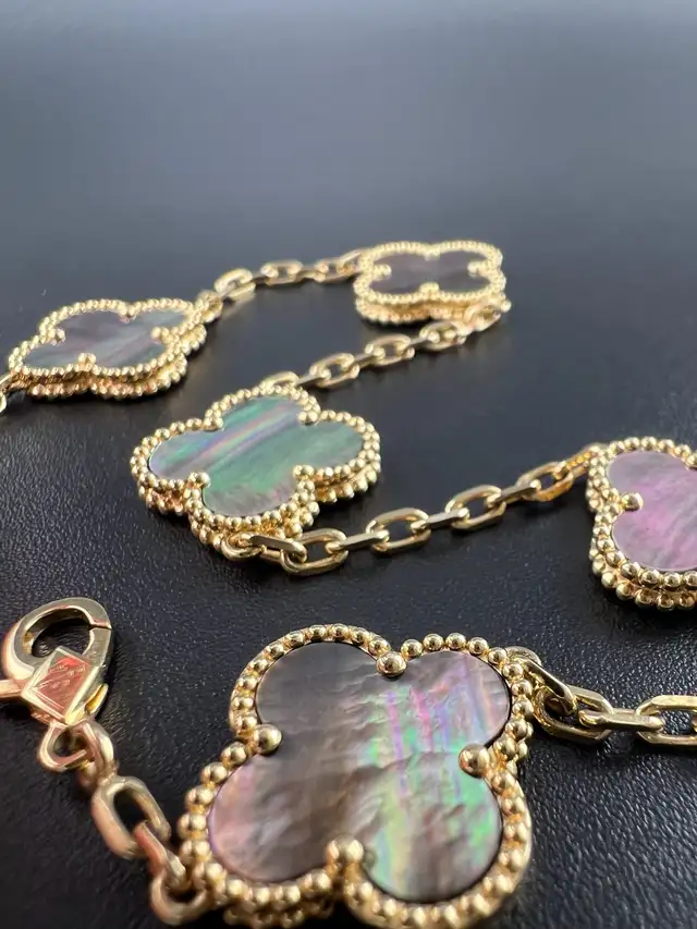 Van Cleef & Arpels Bracelet, 1:1, Grey Mother of Pearl63235093645569122