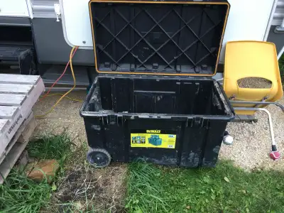 rugged tool chest/ dewalt, View more