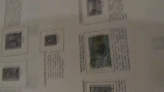 Collection de timbres in Hobbies & Crafts in Québec City - Image 3