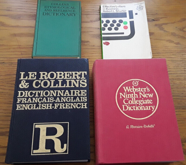 VINTAGE DICTIONARIES,THE WORLD OF SCIENCE,COFFEE TABLE BOOKS ETC in Non-fiction in Owen Sound - Image 4