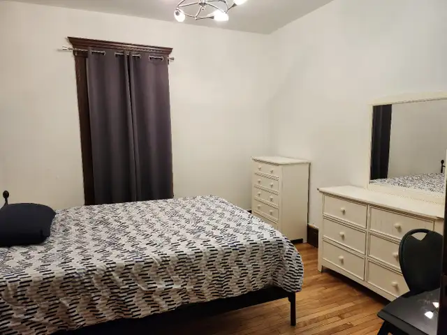 Pied à terre à la semaine Montreal Metro Joliette Pie-IX