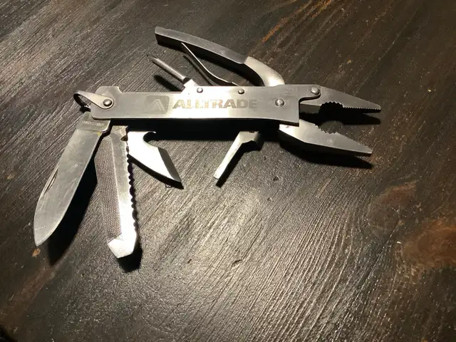 4 Multi-Tools in Hand Tools in Edmonton - Image 5
