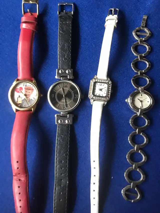 Lot of Watches in Jewellery & Watches in Calgary - Image 3