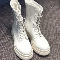 White boots women size 8