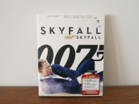 JAMES BOND - 007 SKYFALL / DANIEL CRAIG, BLU RAY / DVD / DIGITAL