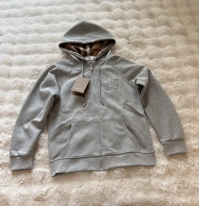 Burberry Mens Hoodie Brand New w Tags in Men's in City of Toronto - Image 5