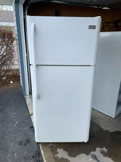 Frigidaire refrigerator. Excellent working condition and has been cleaned. Dimensions are 30 inches...