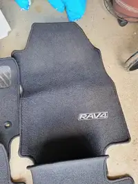 2020 Toyota RAV4 OEM carpets