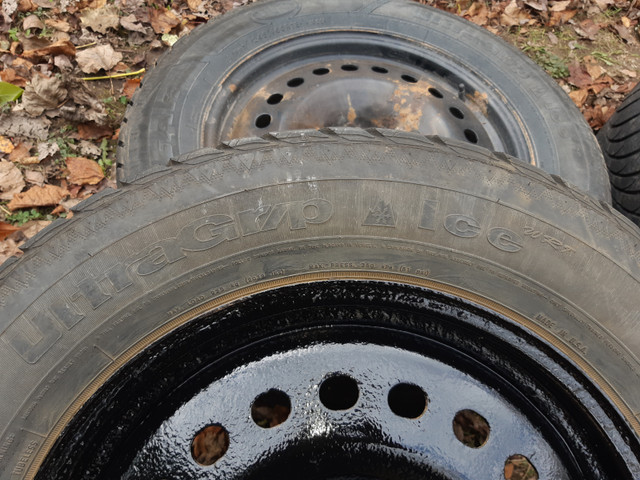 245/60R18 winter tires on steel rims off 2020 Ford Edge w TPMS in Tires & Rims in Barrie - Image 2
