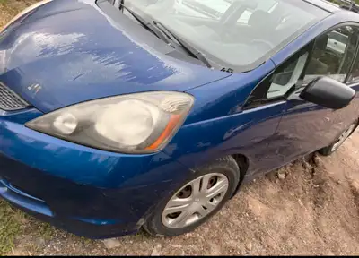 Parts car/ just taking off the road manual Transmission.. rusted on passenger door and underneath; c...