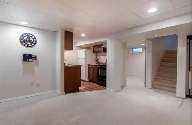 Home for Rent Transcona - 6 Bed 2 Bath in Long Term Rentals in Winnipeg - Image 14