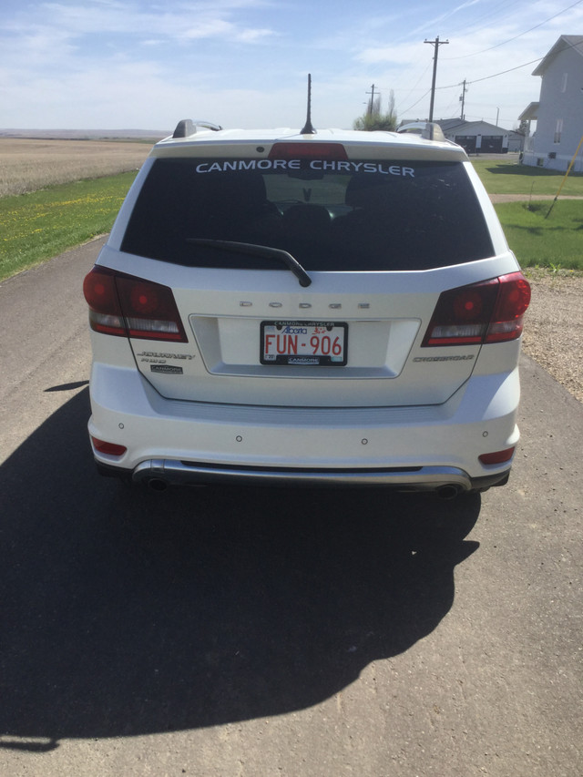 2015 Dodge Journey Crossroads AWD SUV in Cars & Trucks in Calgary - Image 3