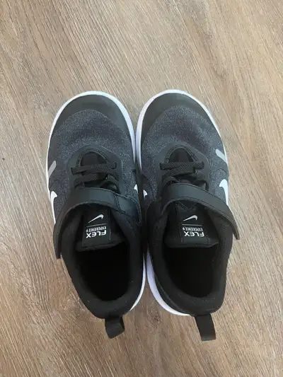 Brand new Nike flex experience runners Size 12 Pickup in NW. If the ad is up, the item is still avai...