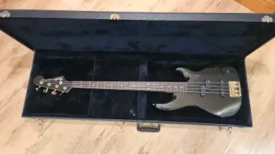 Fender basse Lyte 1990 Japan, View more