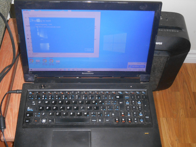Lenovo 15" Laptop in Laptops in Charlottetown