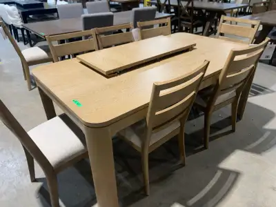 TRUCK load table sale act fast , View more