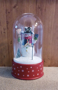 14" Christmas Musical Snow Dome 