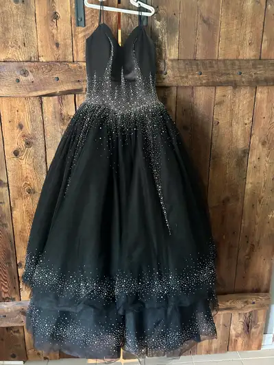 robe de bal noir avec brillant médium , View more
