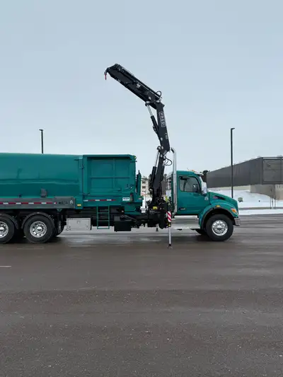 -New Peterbilt Molok garbage truck -New freightliner Swaploader Hook lift truck -New Peterbilt/ New...