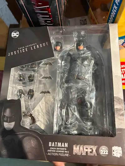 Batman figurine !!! Mafex, View more