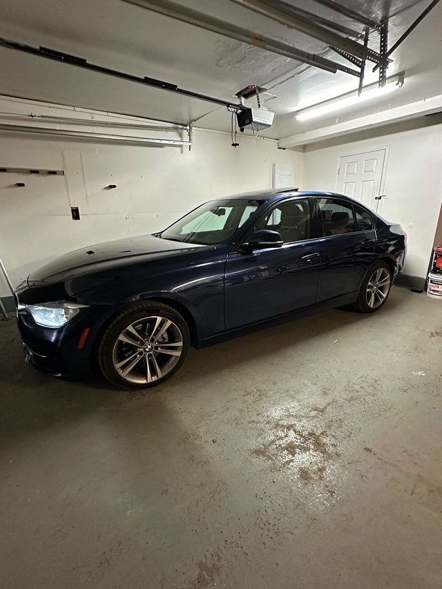 BMW 320i Xdrive — photo 5