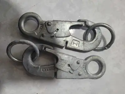 MILLER. CARIBINER. LOCKING SNAP HOOK., View more