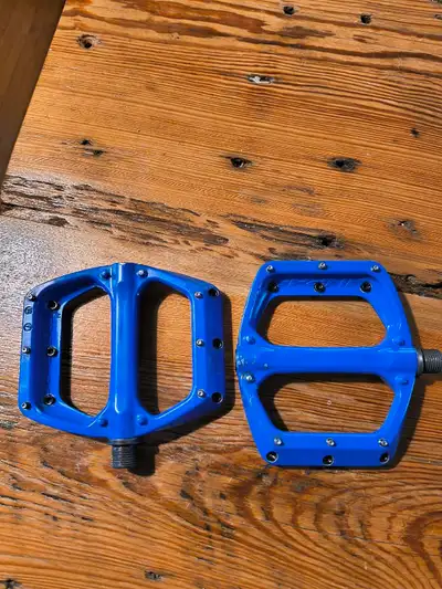 MTB Pedals 9/16", View more