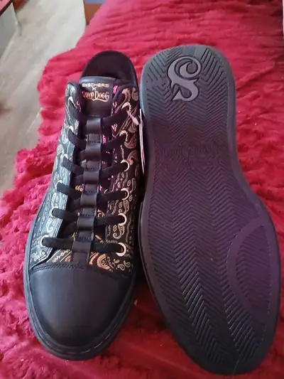 Men's Snoop Dogg Slip Ins, View more