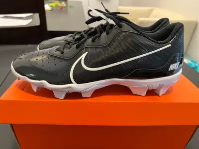 Size 11.5 Unisex New Pick up in Pickering Cash on pick up