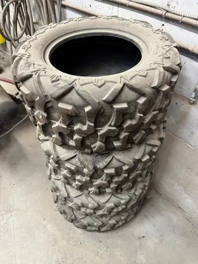 27x11x14 and 27x9x14 tires