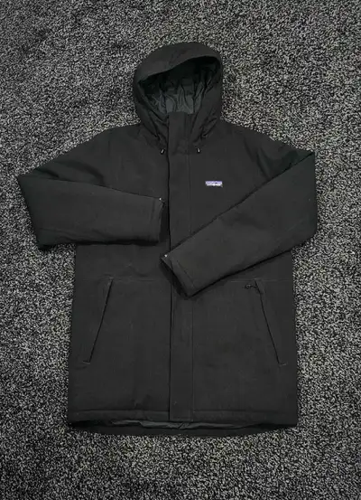 SIZE MEDIUM VERY WARM WORN COUPLE OF TIMES FOR A SEASON NO RIPS OR ANY MISSING BUTTONS JUST COLLECTI...