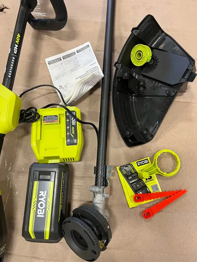 RYOBI 40V HP Brushless 16 in. Cordless Attachment Capable String in Lawnmowers & Leaf Blowers in Hamilton - Image 7