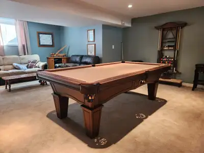 Our brand new 4x8 Kent II Pool Table, is ready to be the center piece of your entertainment space. E...