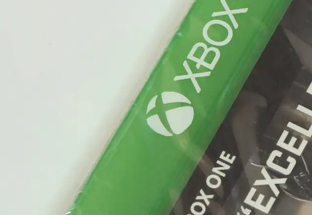Gears Tactics Xbox One / Xbox Series X Video Game in XBOX One in City of Montréal - Image 3
