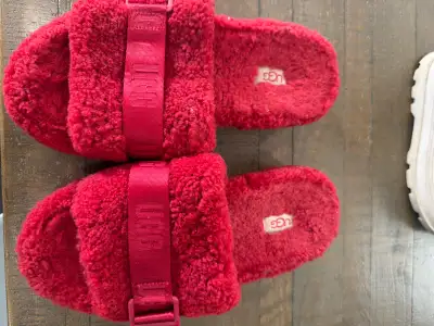 ugg slipper, View more