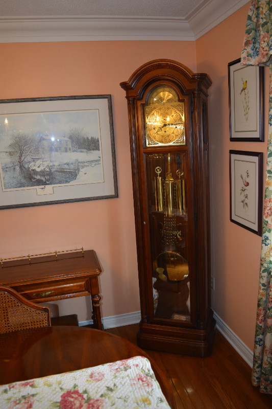 Howard Millar Grandfather Clock in Home Décor & Accents in Kingston