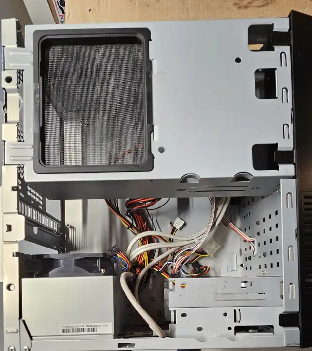 PC case. in System Components in Barrie - Image 7