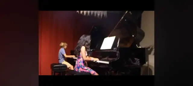Piano Lessons602763186185840642