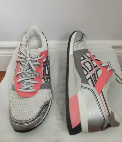 Asics Youth Running Shoes Silver/Coral Red -, View more