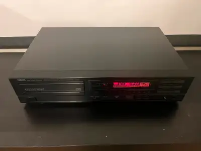 Yamaha CDX-520 CD player, View more