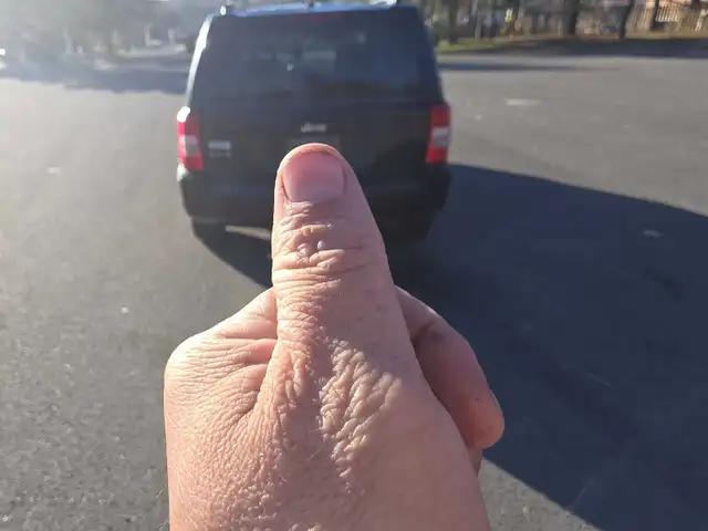 2008 jeep patriot 4x4  in Cars & Trucks in Annapolis Valley - Image 11