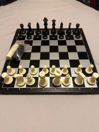 CHESS AND CHECKERS MAGNETIC PLAYING BOARD