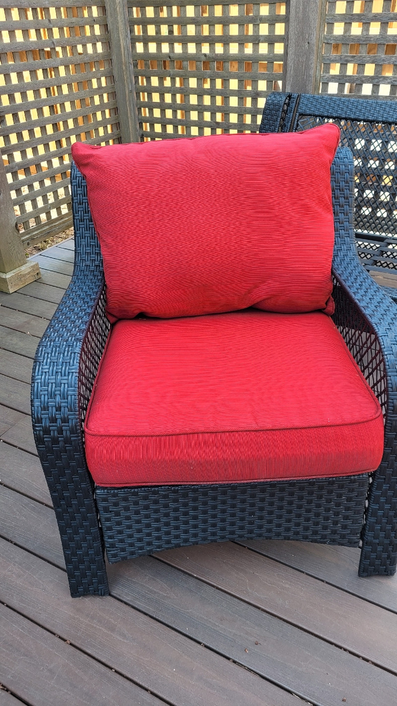 Red patio cushions Patio & Garden Furniture London Kijiji