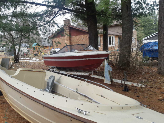 50hp grew boat in Powerboats & Motorboats in Trenton