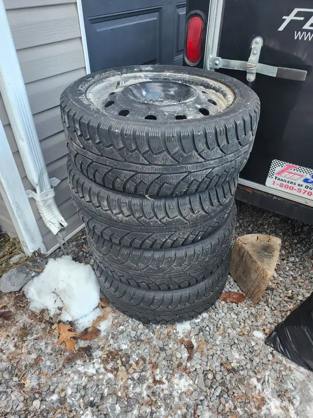 Winter tires on steel wheels, like new in Tires & Rims in Peterborough - Image 2
