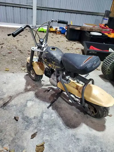1972 honda qa50 mini bike ,perfect restoration project or put couple parts on it and let the kids ri...