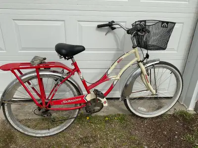 5 star cruiser Schwinn bicycle just had it tuned up ready to go Erin Hillsburgh area$250 or best off...