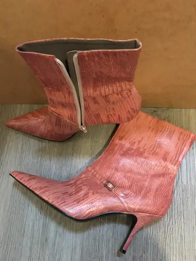 Leather spring boots, View more
