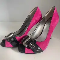 NEW Guess by Marciano Pink/Black Heels (size 7)