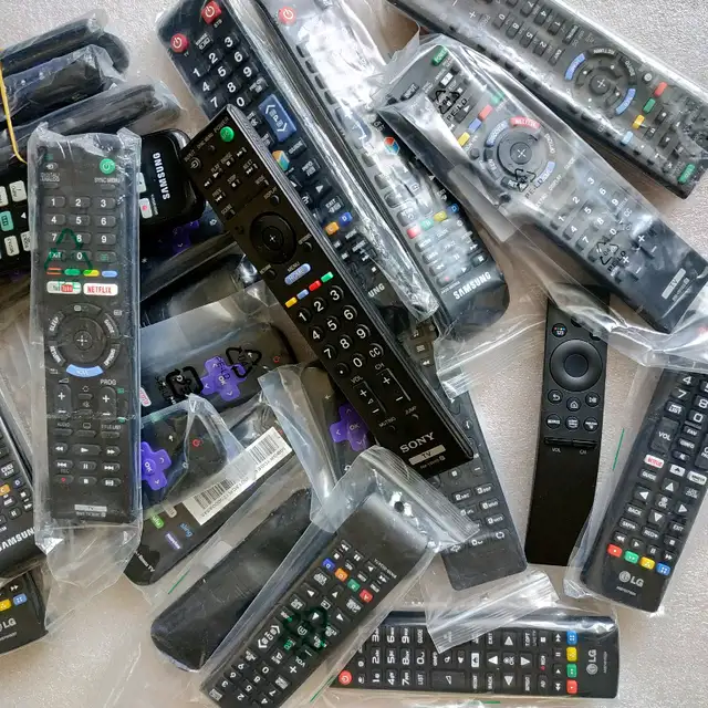 Samsung Sony LG Hisense Philips Sharp TCL Sanyo Remote Control in Other in Ottawa - Image 3